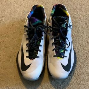 KD Trey 5’s Mens size 12. Good wear left on bottom